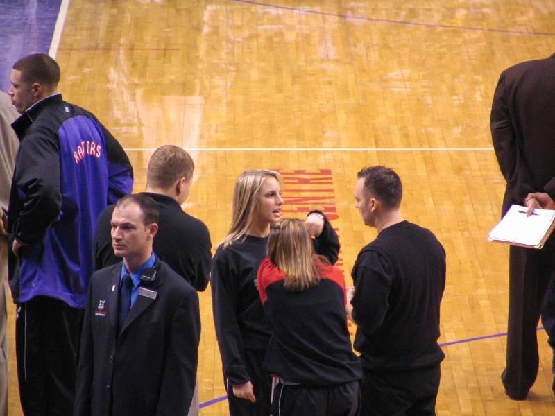 Raptors - 02.04.2005 088.jpg